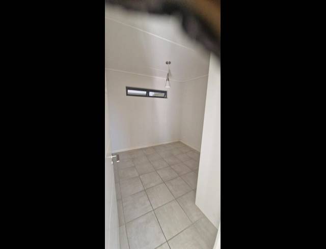 2 BEDROOM PROPERTY TO RENT IN GREENBAY ECO ESTATE